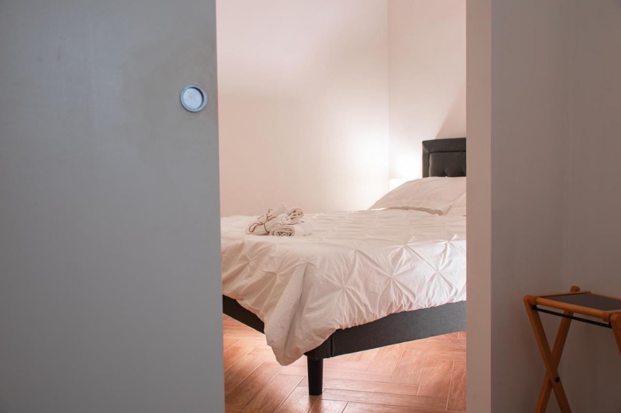 Luxury Bnb Pisacane Apartment Bari Exterior photo